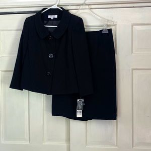 Two piece Suit Studio Set - Size 8P